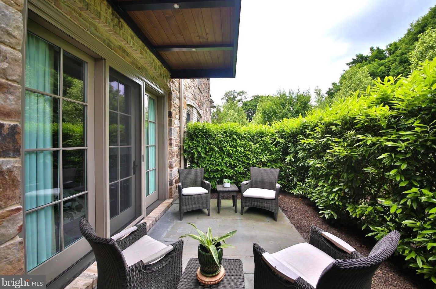 2401 Lower State Rd #101, Gardenville, PA 18901