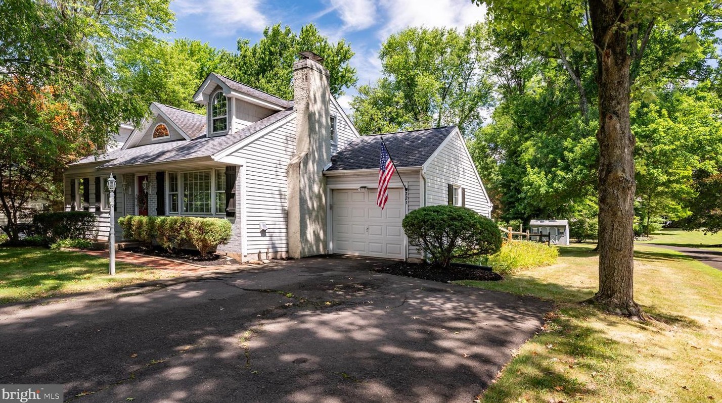 321 Almshouse Rd, Southampton, PA 18954