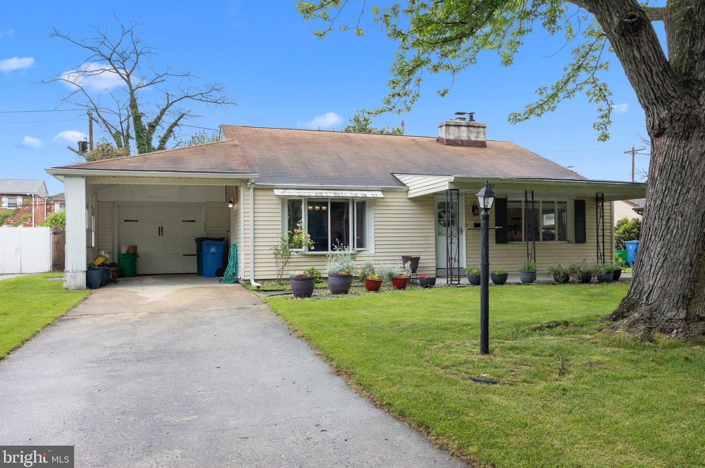 4703 Forest St, Edgely, PA 19007-2809
