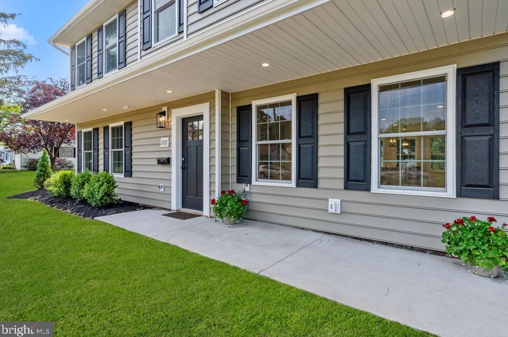 112 Winding Way, Yardley, PA 19067