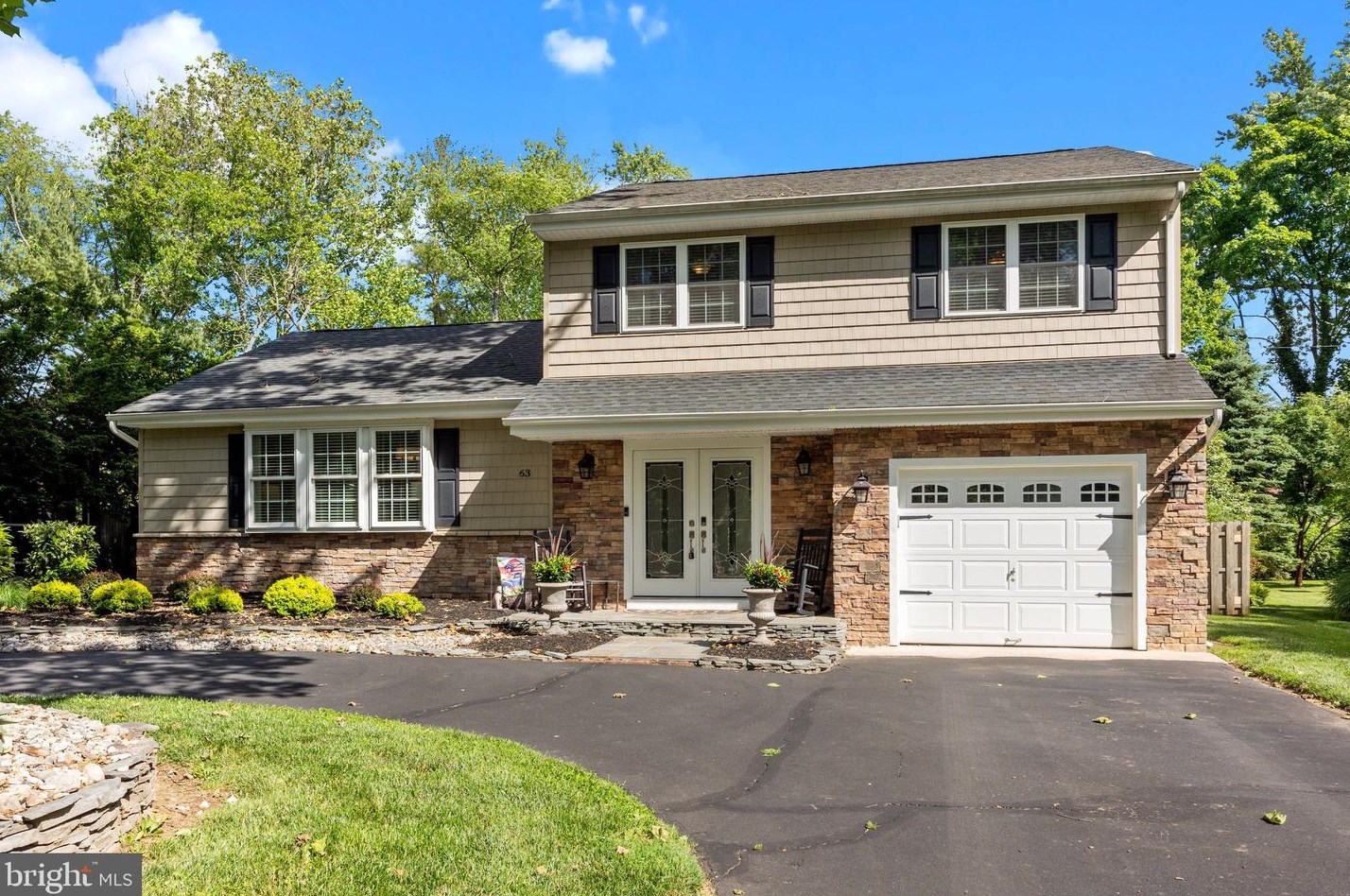 63 Glen Dr, Yardley, PA 19067