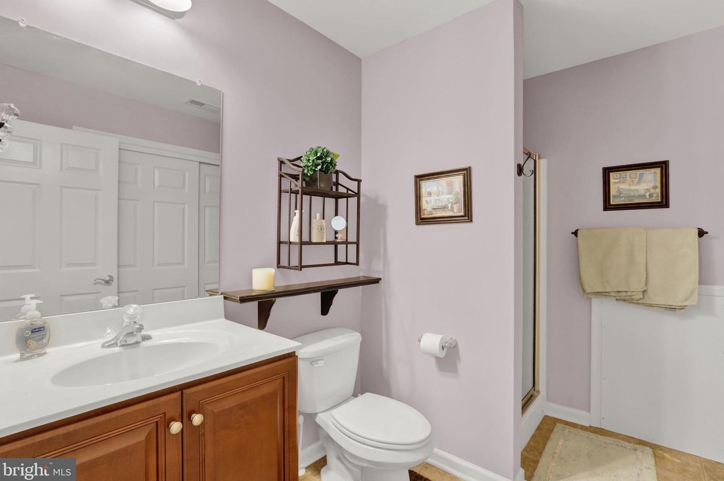 264 Willow Dr, Upper Makefield PA 18940-2447 exterior