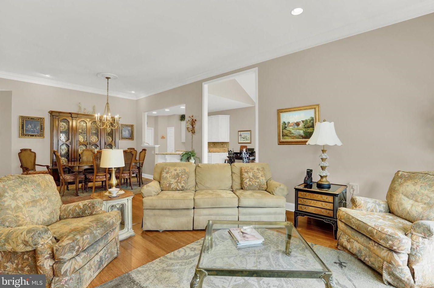 264 Willow Dr, Upper Makefield PA 18940-2447 exterior