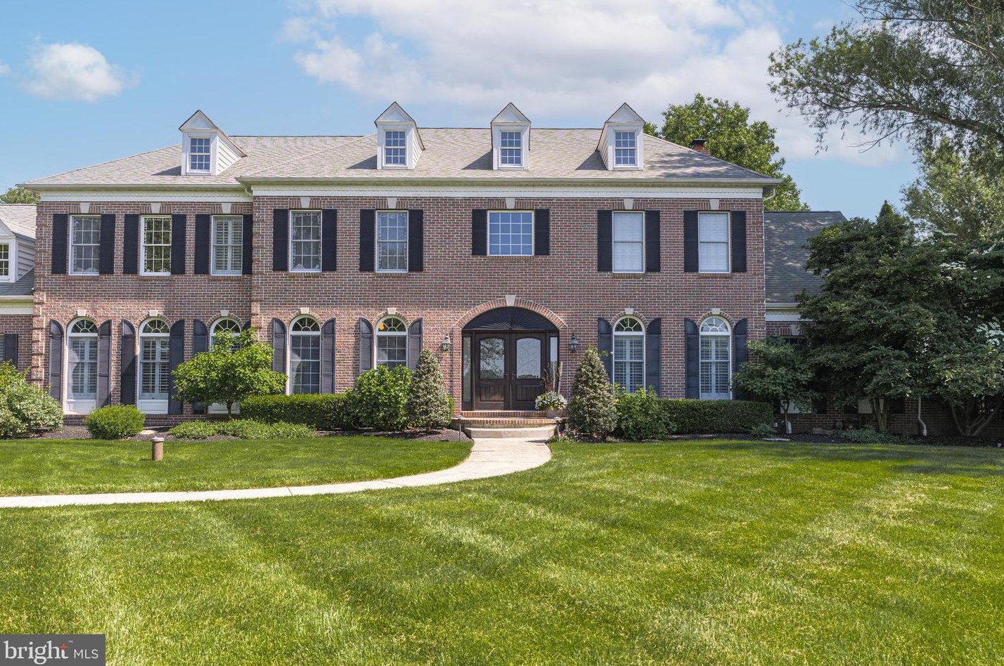 17 Martindell Dr, Upper Makefield, PA 18940