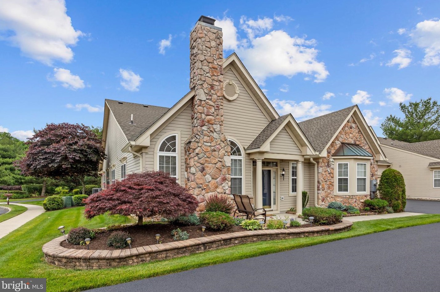 654 Bellflower Rd, Langhorne, PA 19047-1789