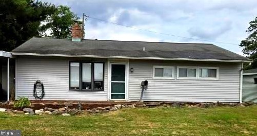 60 Gamewood Rd, Levittown, PA 19057-3408