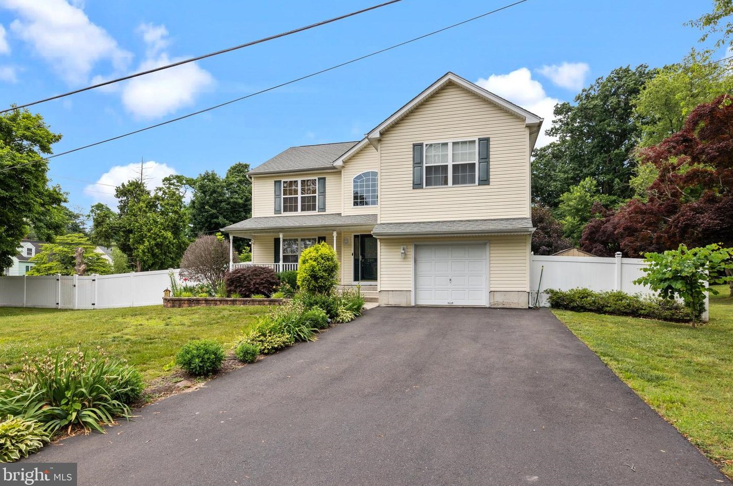 2901 Bancroft Ave, Edgely, PA 19007-6518