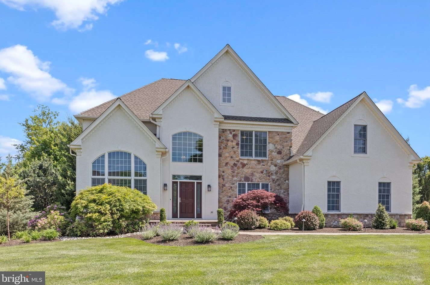 9 Blayze Ct, Upper Makefield, PA 18940