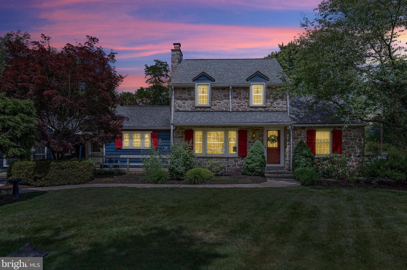 133 Green Valley Rd, Langhorne, PA 19047
