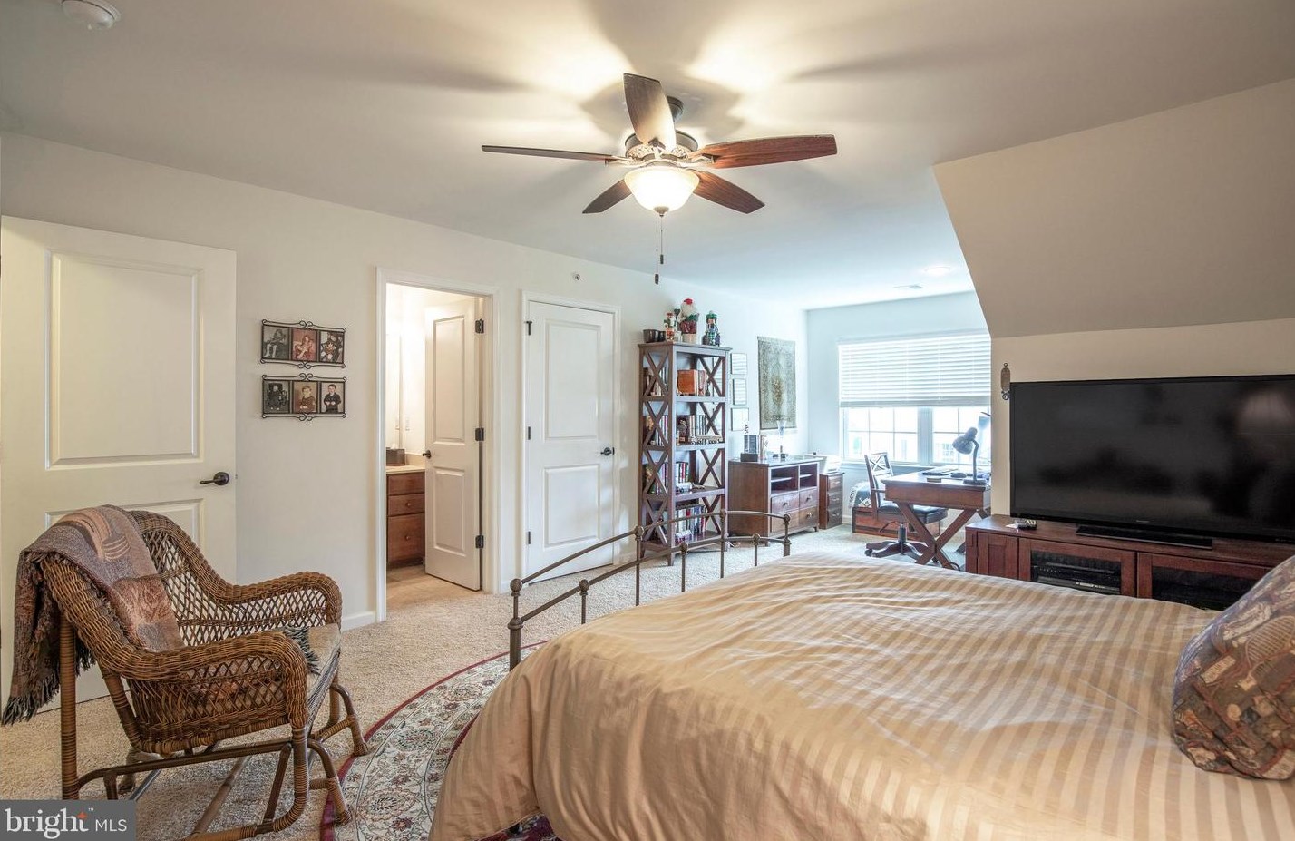 1138 Arbour Ln, Quakertown PA 18951-2861 exterior