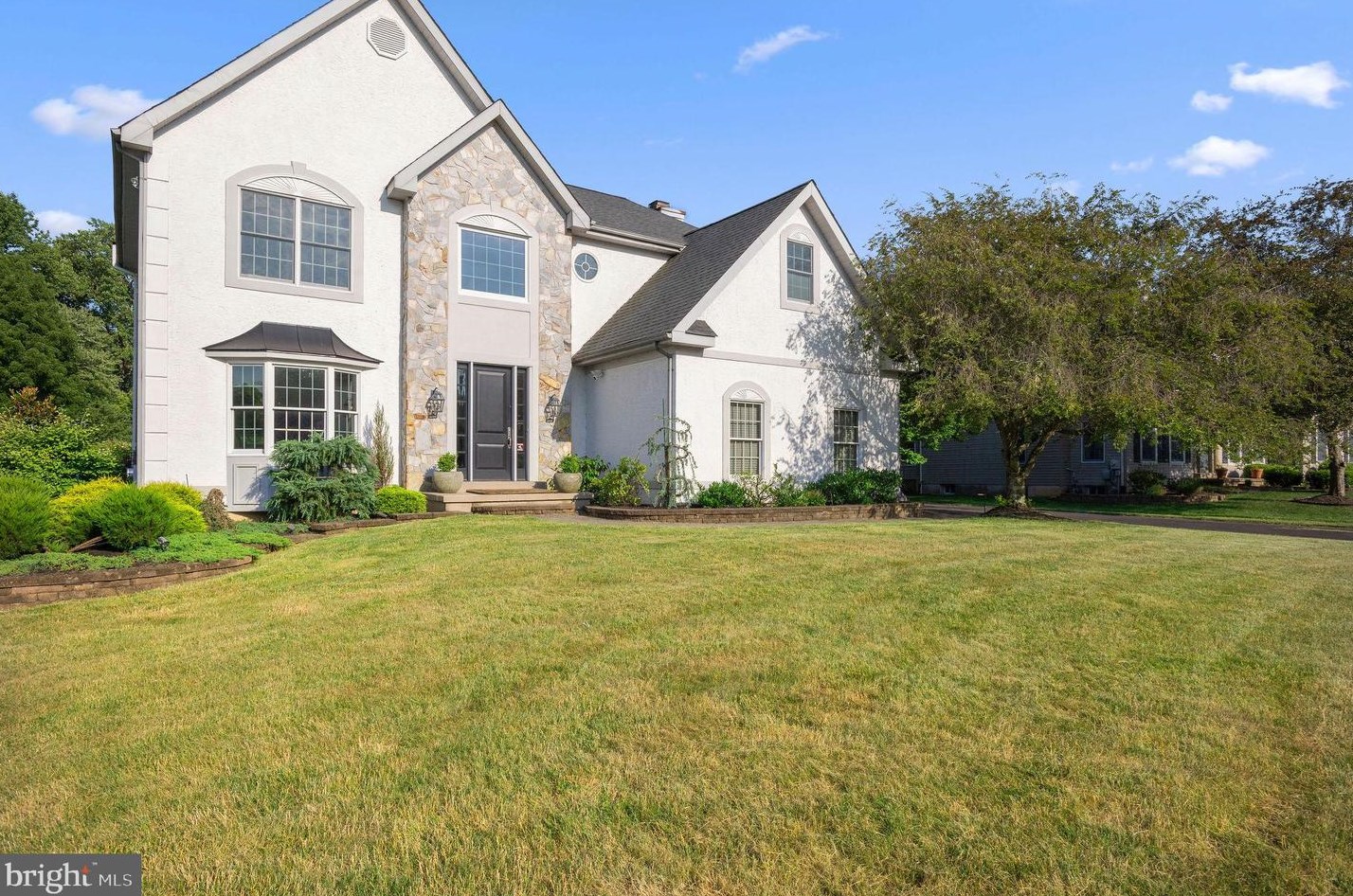 42 Arabian Way, Southampton, PA 18966