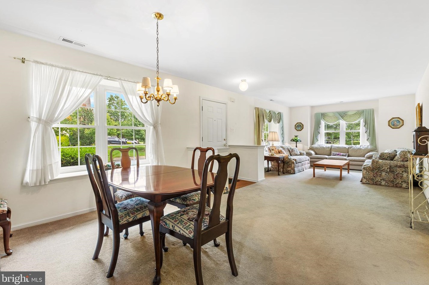 324 Monterey Pl, Upper Makefield PA exterior