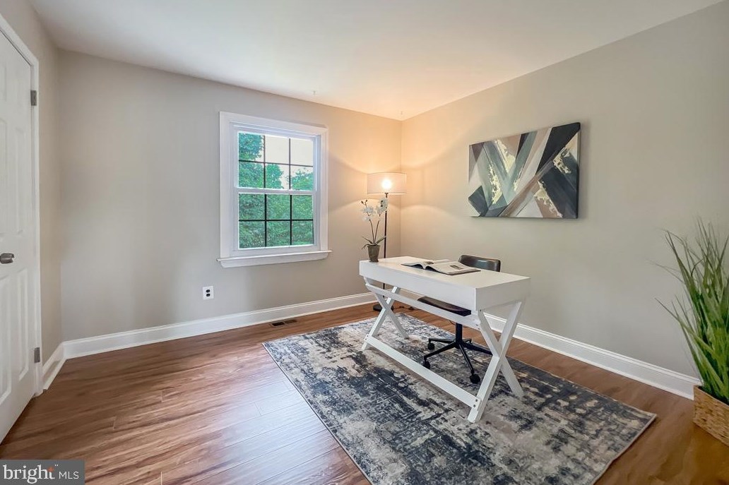 1391 Violetwood Ct, Yardley PA 19067-6413 exterior