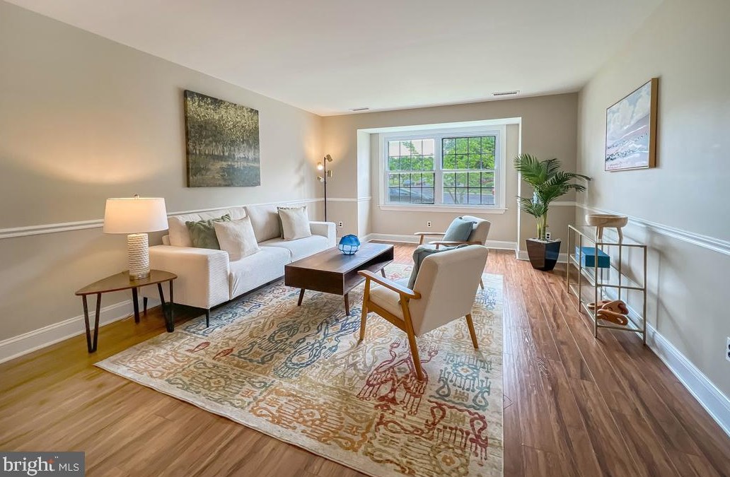 1391 Violetwood Ct, Yardley, PA 19067-6413