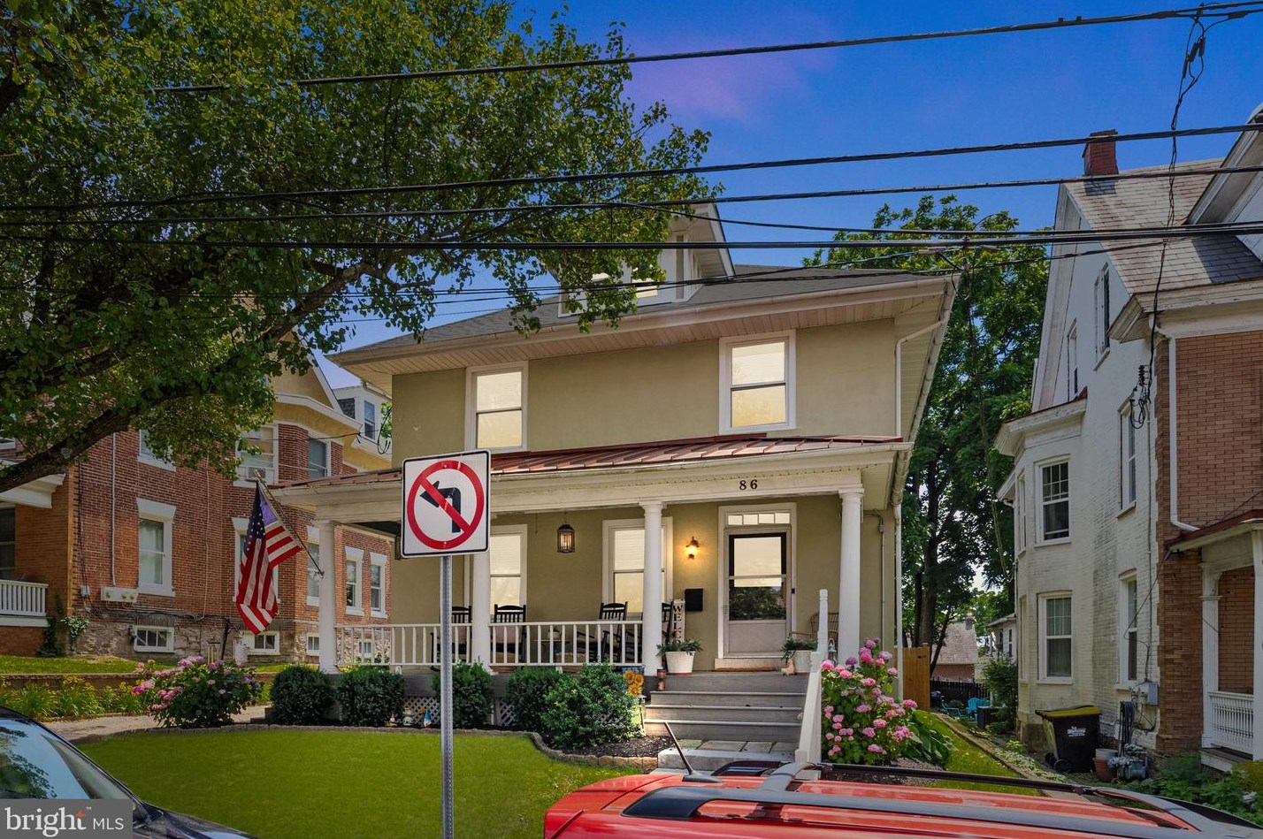 86 Shewell Ave, Gardenville, PA 18901