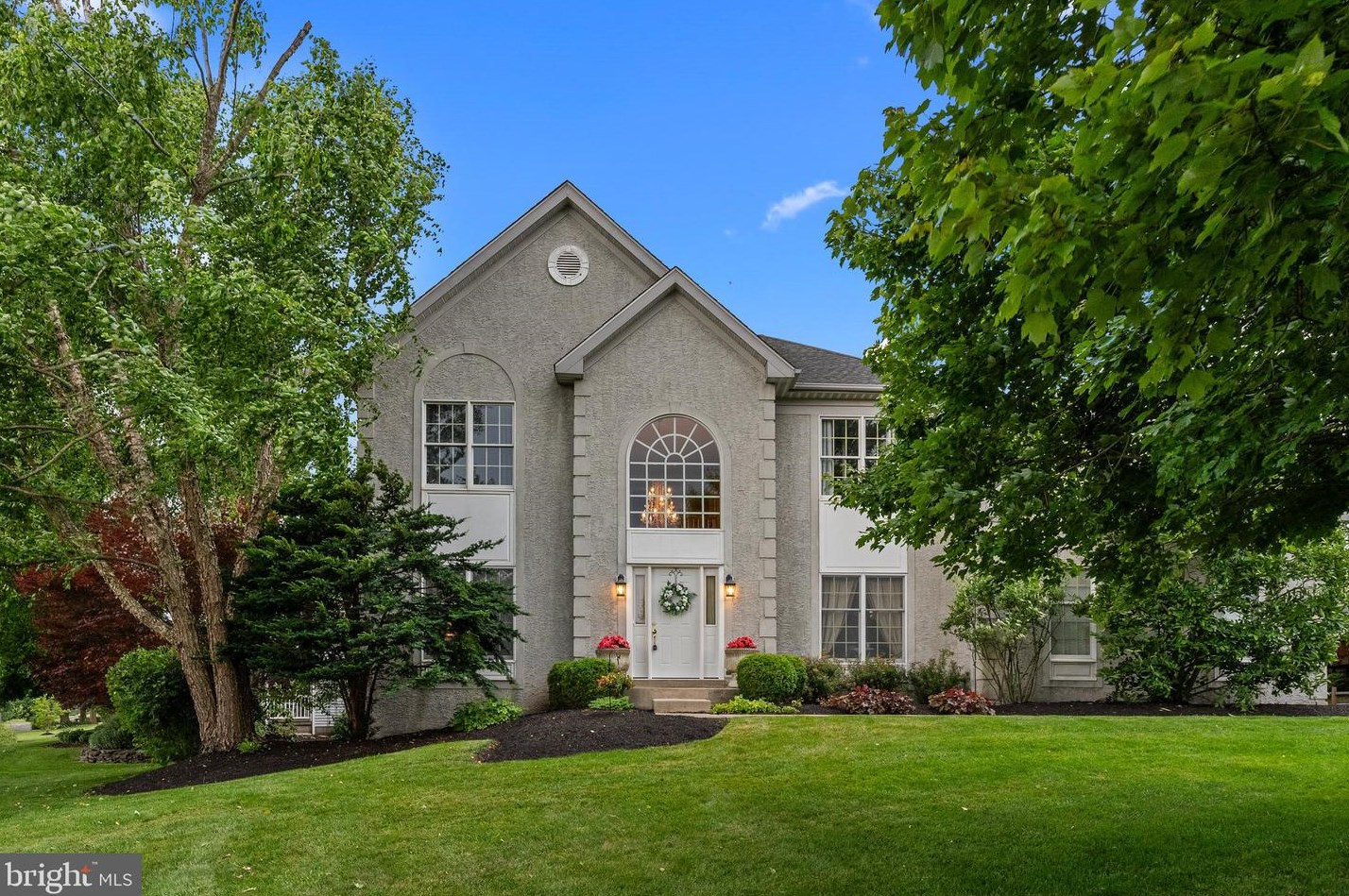 4180 Leslie Dr, Gardenville, PA 18902