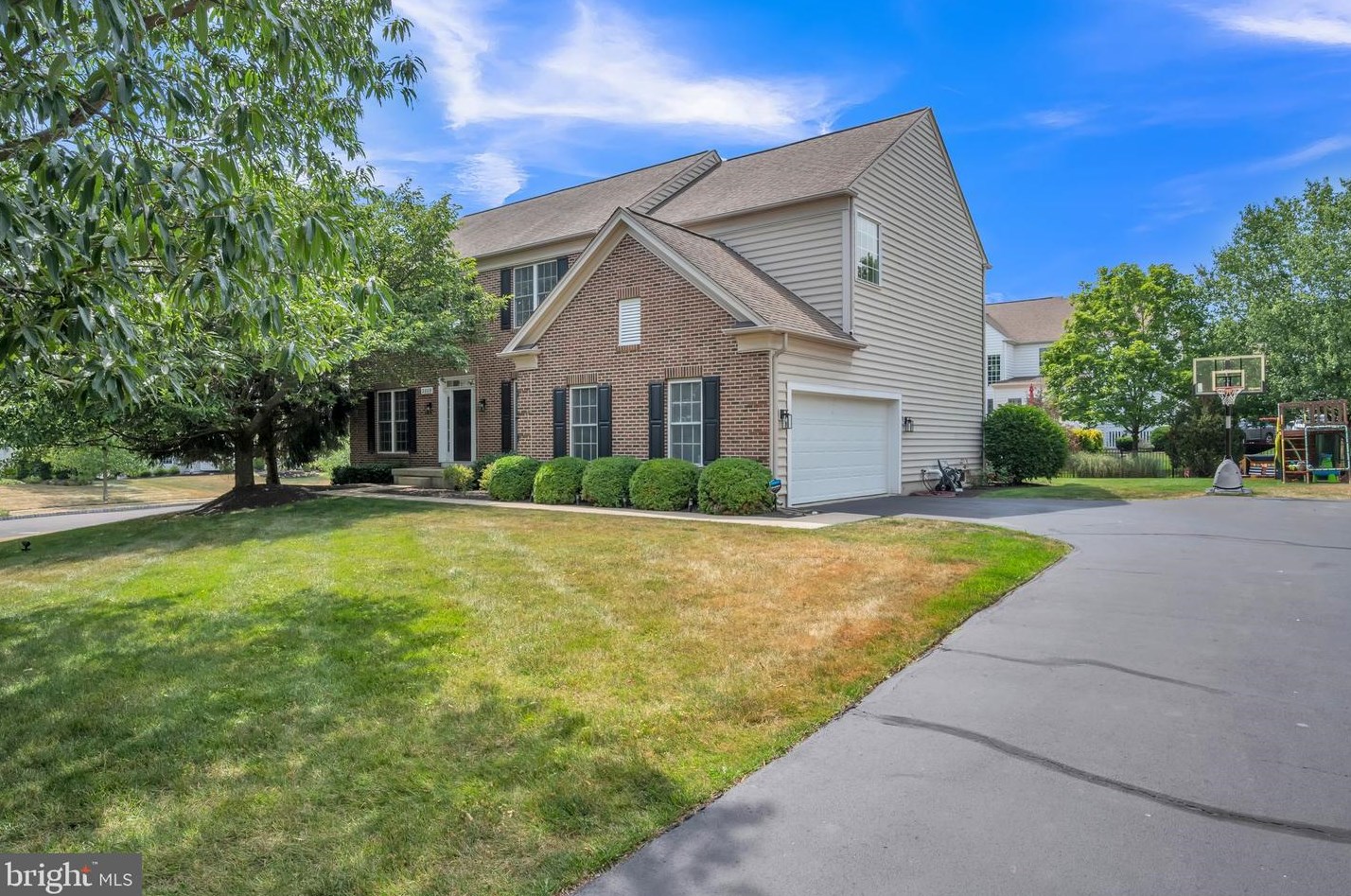 2809 Mountain Laurel Dr, Furlong, PA 18925