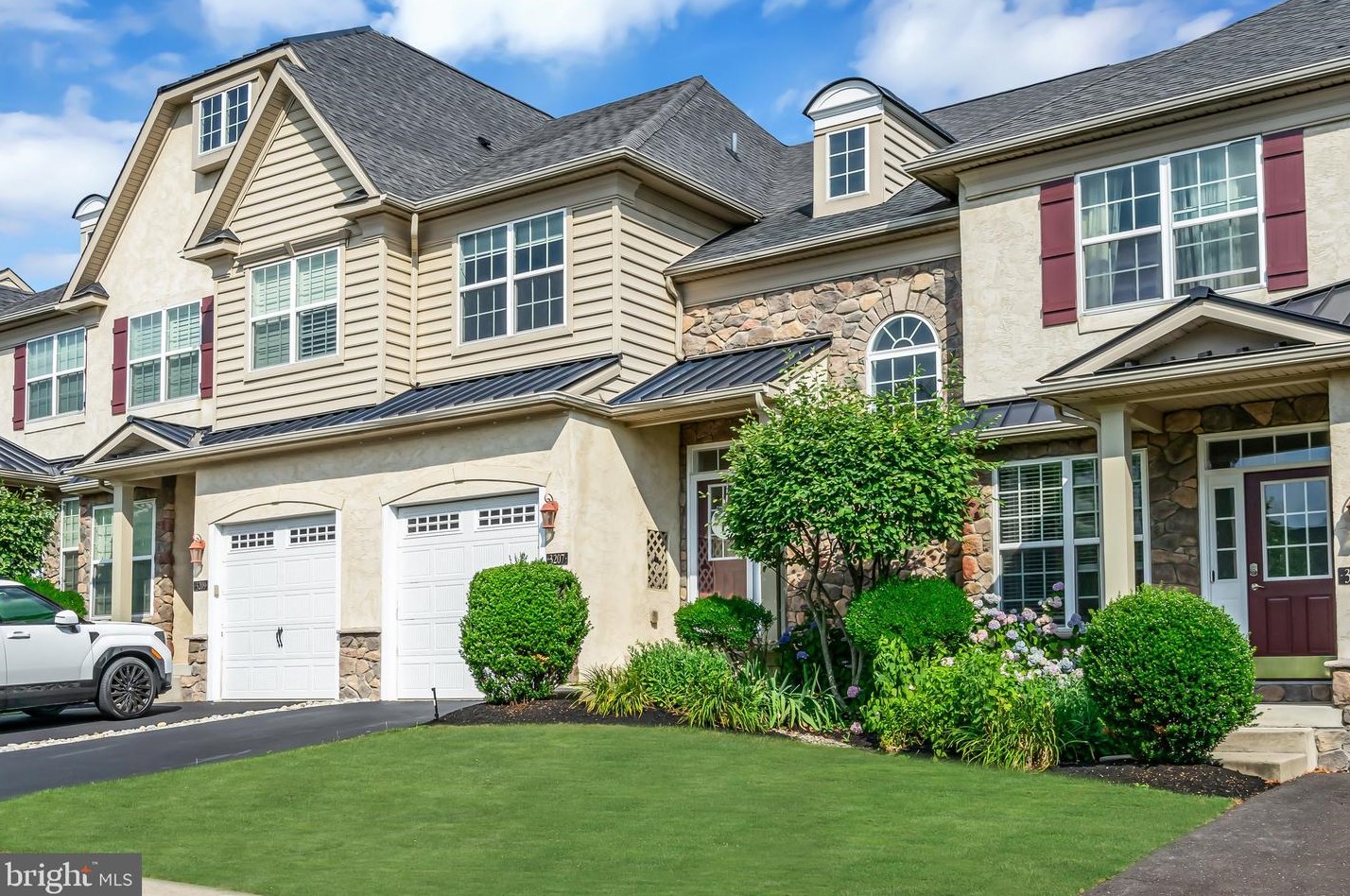 3207 Whisper Ln, Furlong, PA 18925