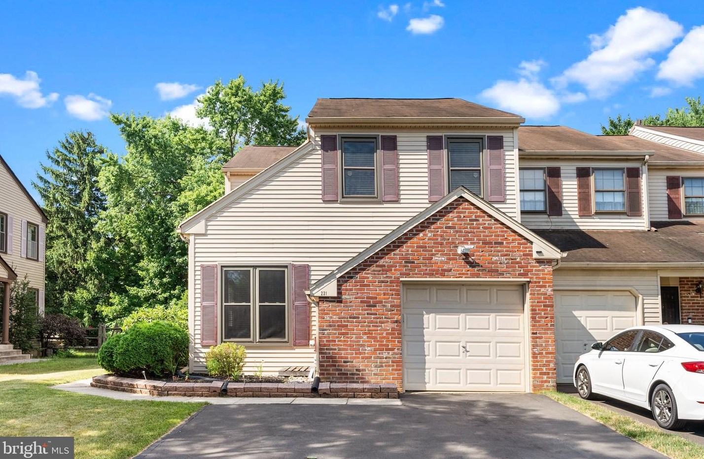 231 Parkview Way, Upper Makefield PA  18940-1136 exterior