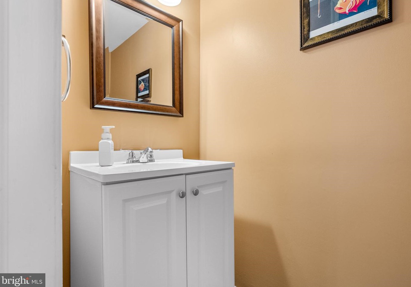 231 Parkview Way, Upper Makefield PA  18940-1136 exterior