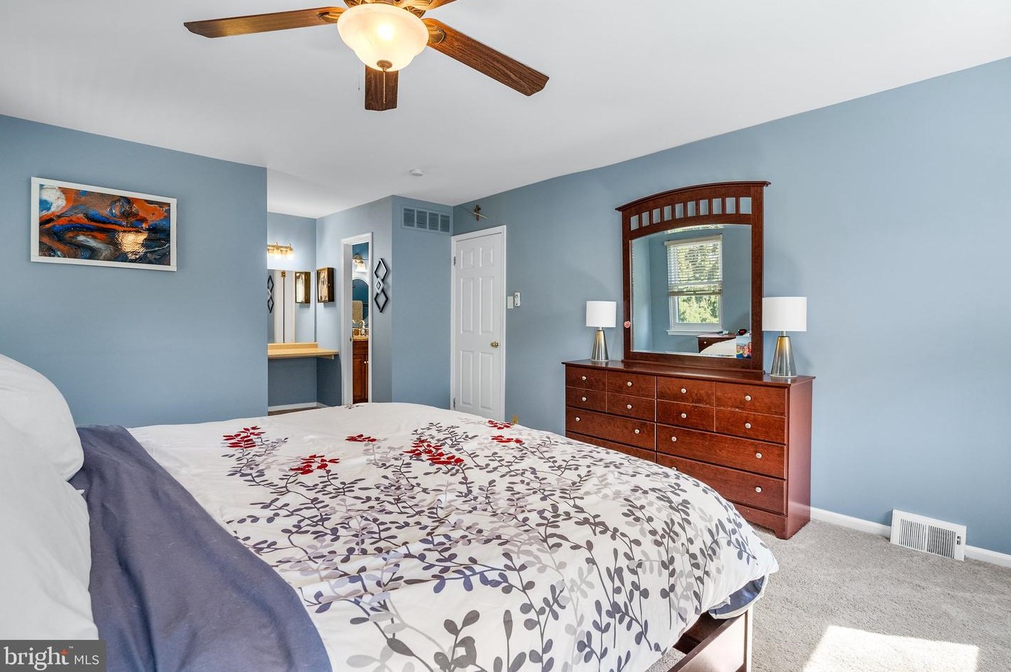 231 Parkview Way, Upper Makefield PA  18940-1136 exterior