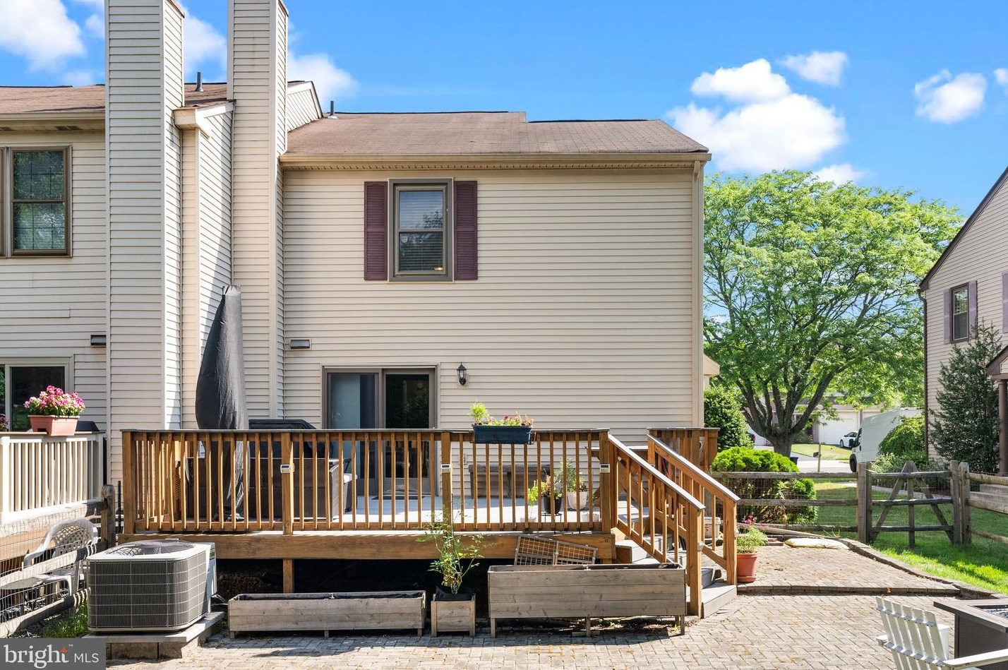 231 Parkview Way, Upper Makefield PA  18940-1136 exterior