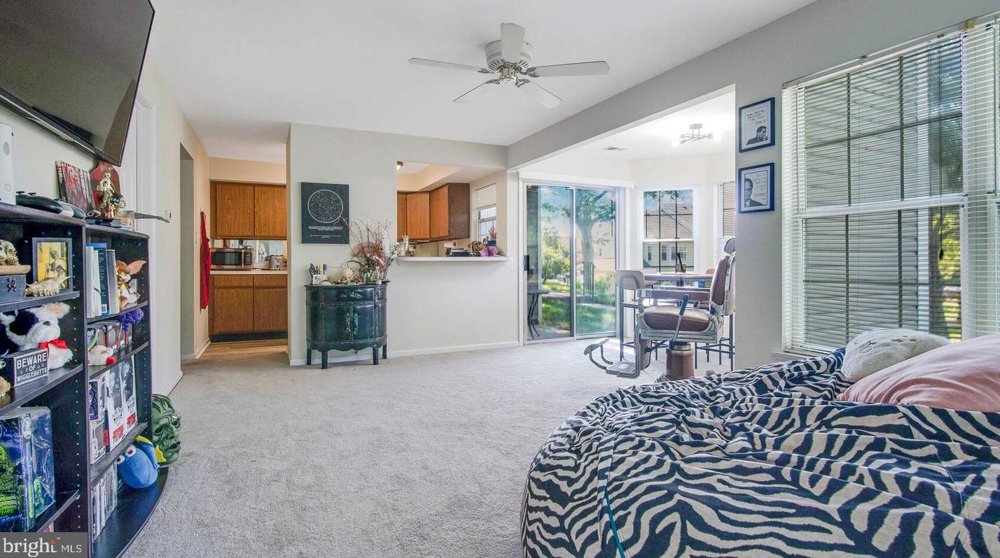 2301 Bennett Pl, Southampton, PA 18966-2695