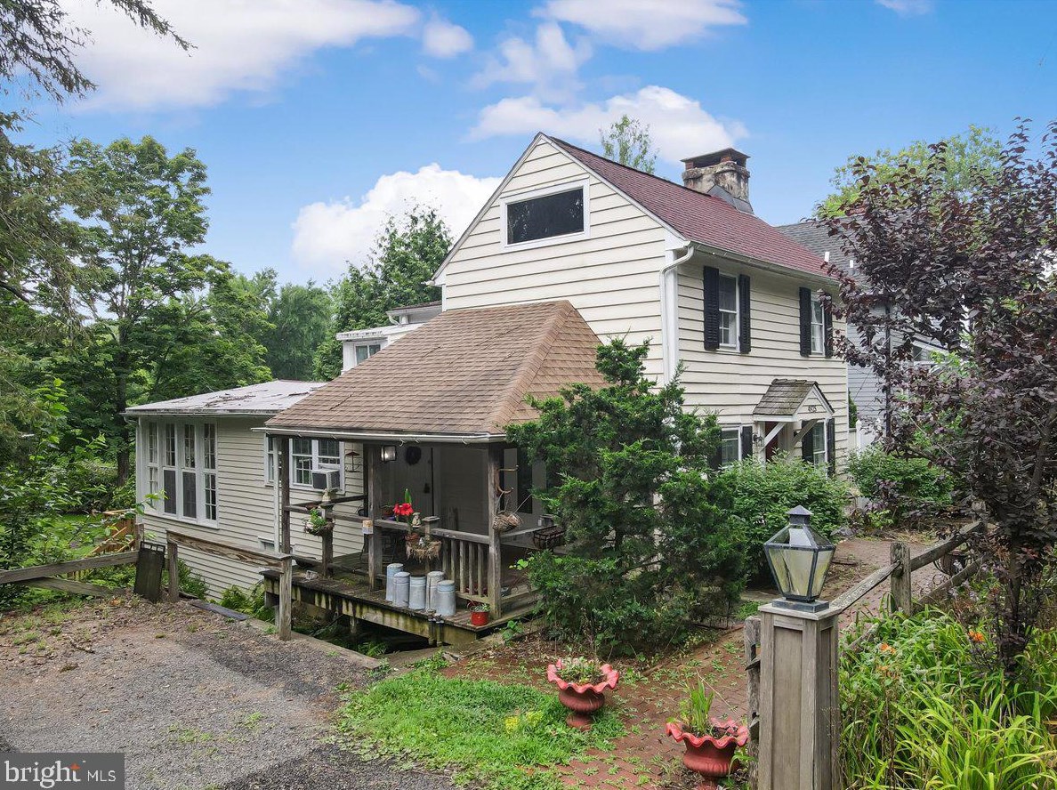 4825 River Rd, New Hope, PA 18938