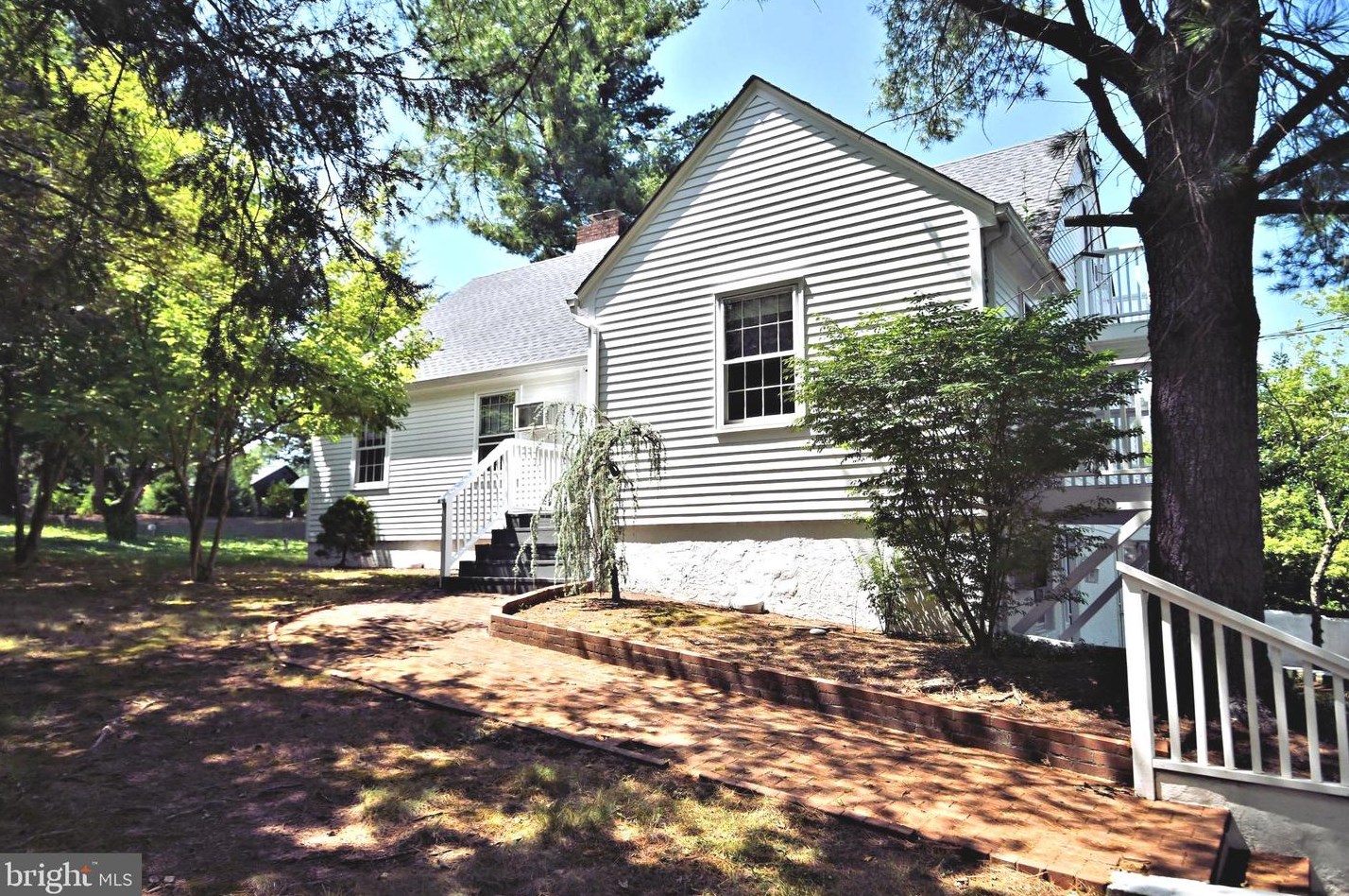 143 Old York Rd, New Hope, PA 18938