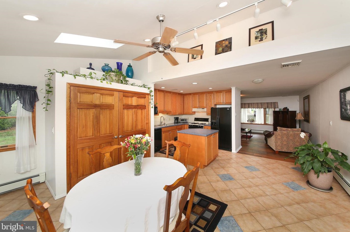 54 Quarter Turn West Rd #w, Levittown, PA 19057