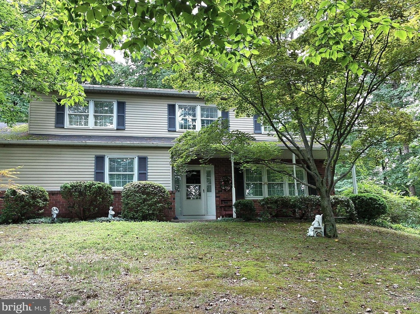 71 Pheasant Rd, Gardenville, PA 18901
