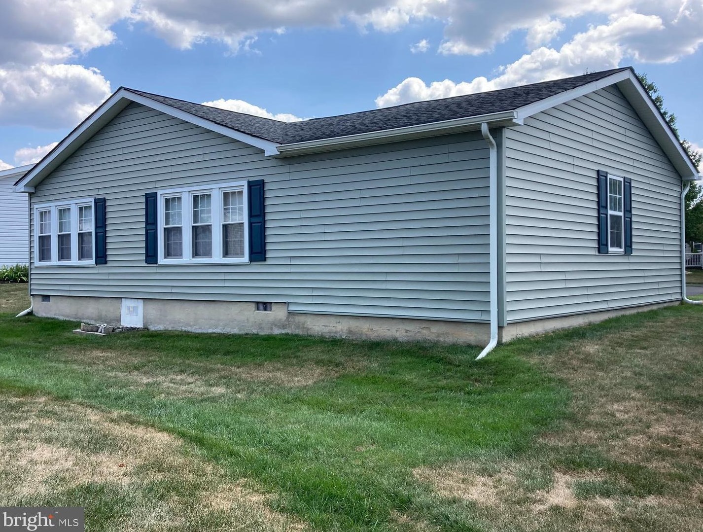 305 Blackberry Cir, New Hope, PA 18938