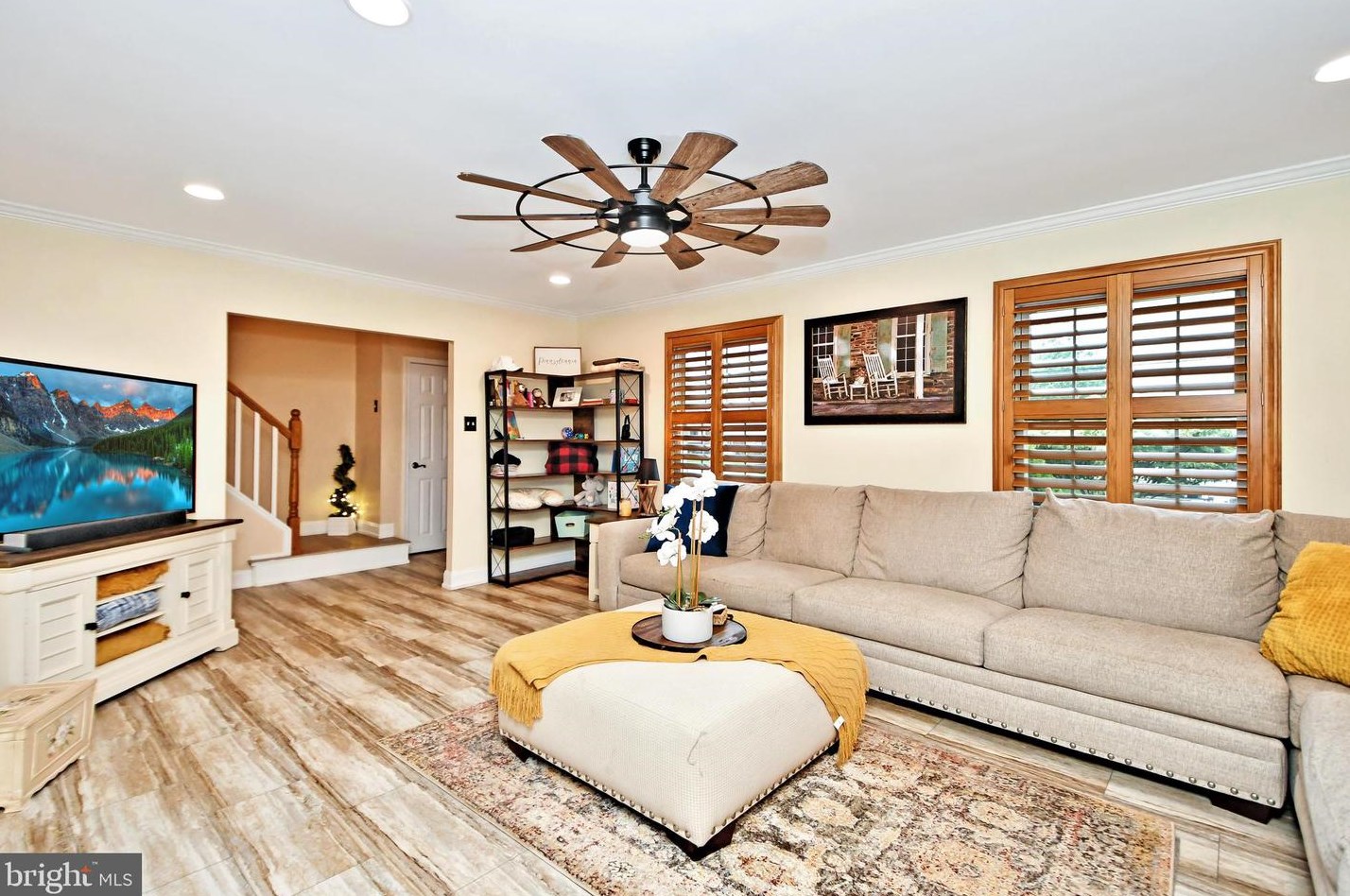 432 Hogeland Rd, Southampton, PA 18966