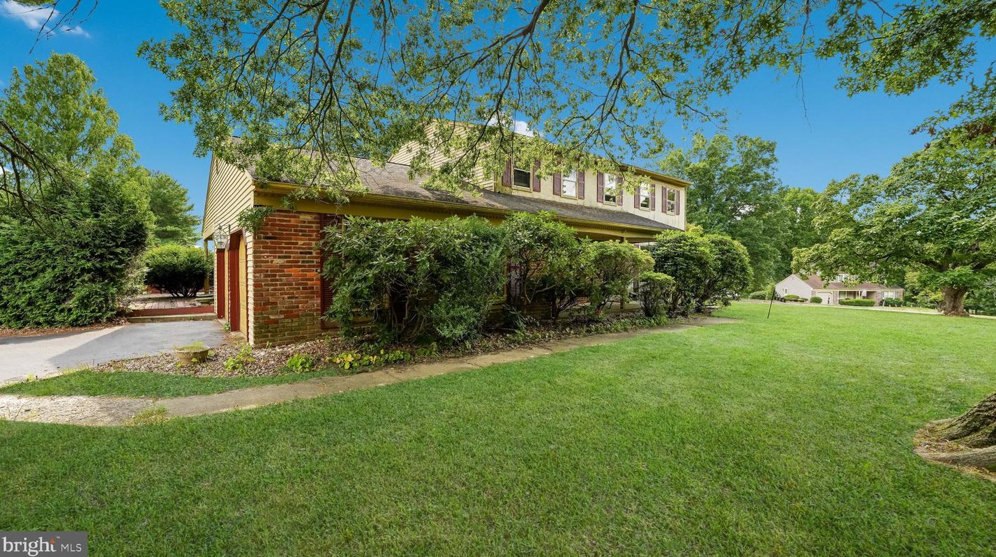 124 Rogers Rd, Furlong, PA 18925