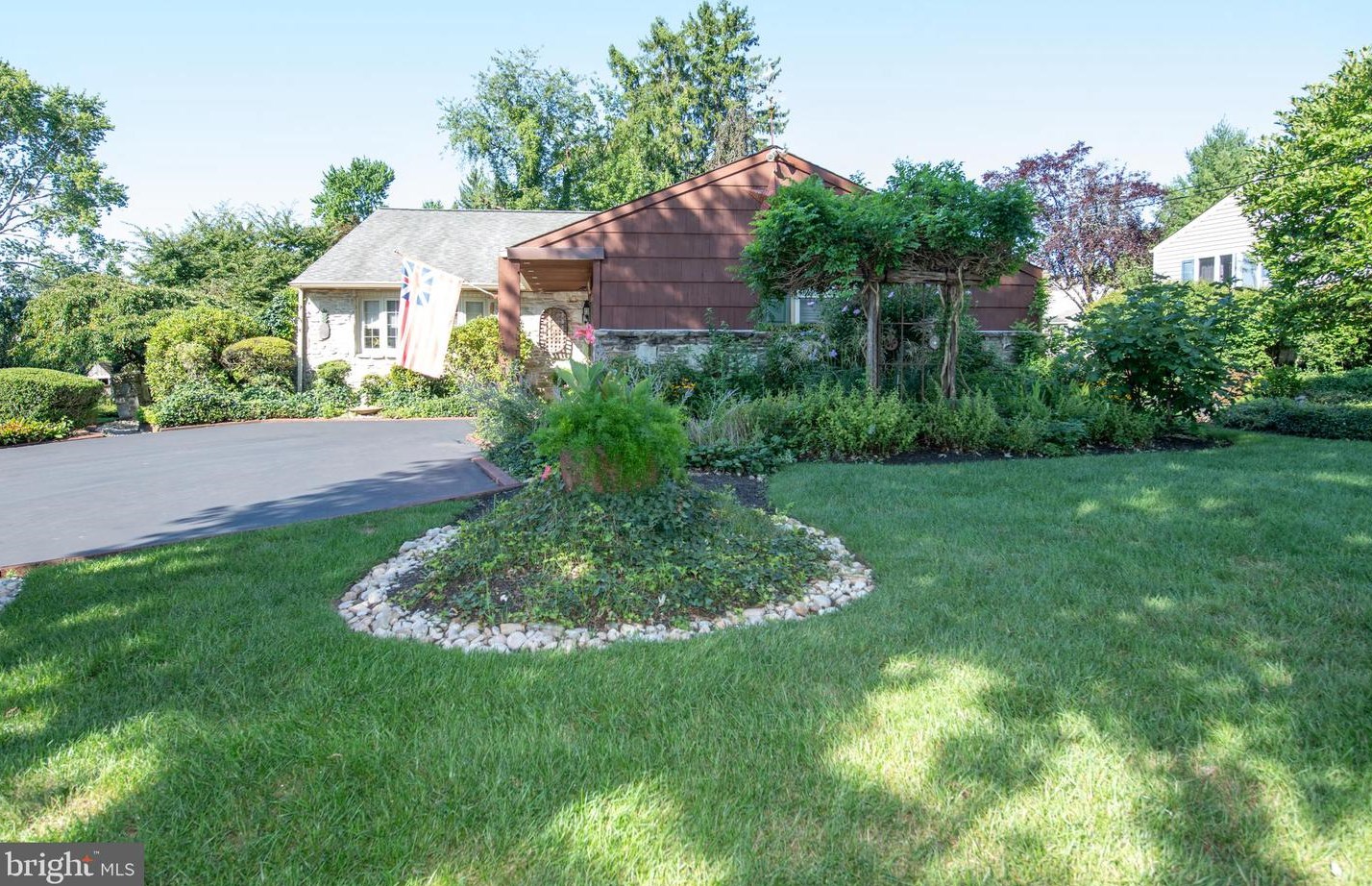 318 Belair Rd, Southampton, PA 18966