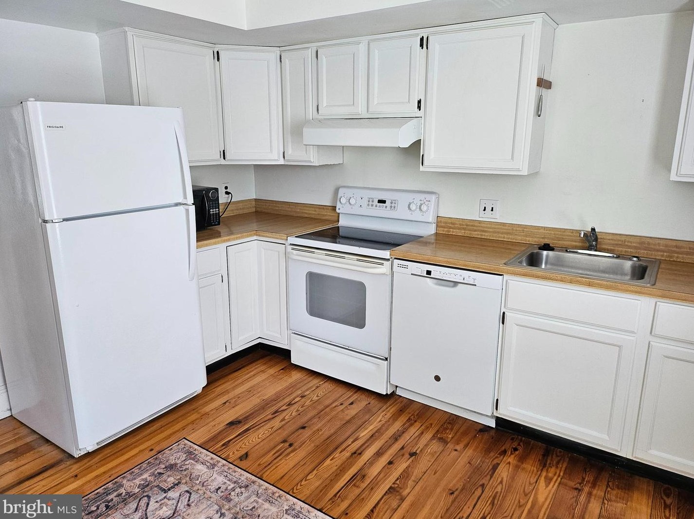 114 N Main St #2nd Floor, New Hope, PA 18938
