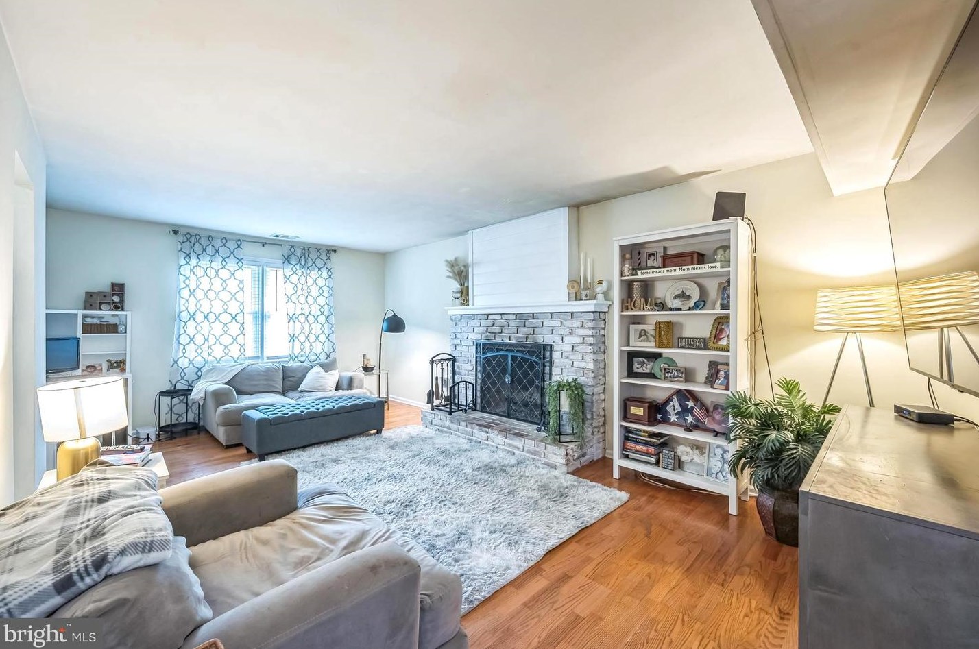 2808 Bellows Pl, Gardenville, PA 18902