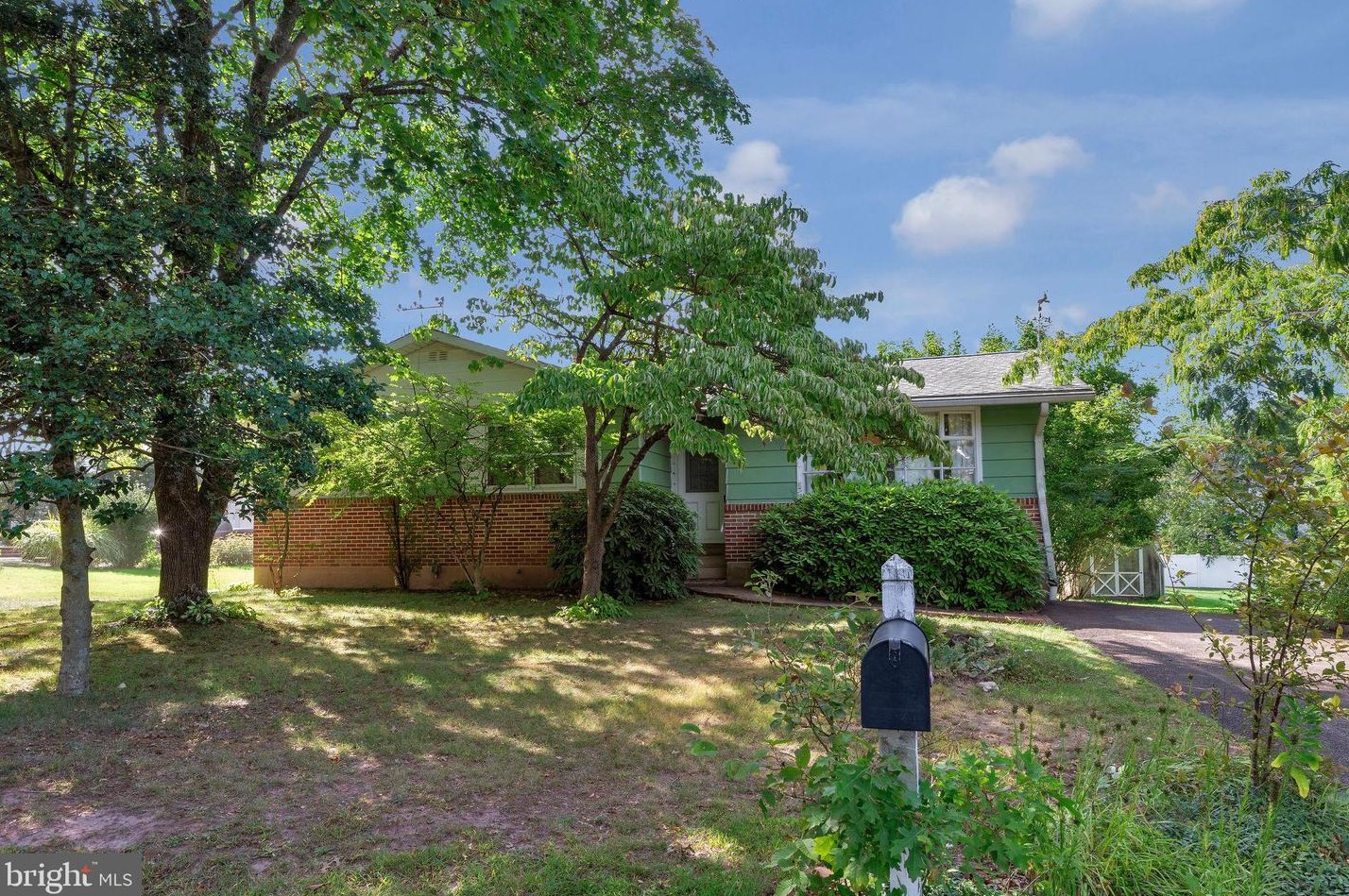 306 Grandview Ave, Perkasie, PA 18944