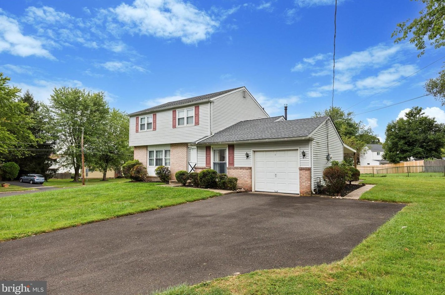 450 Coldspring Rd, Southampton, PA 18966