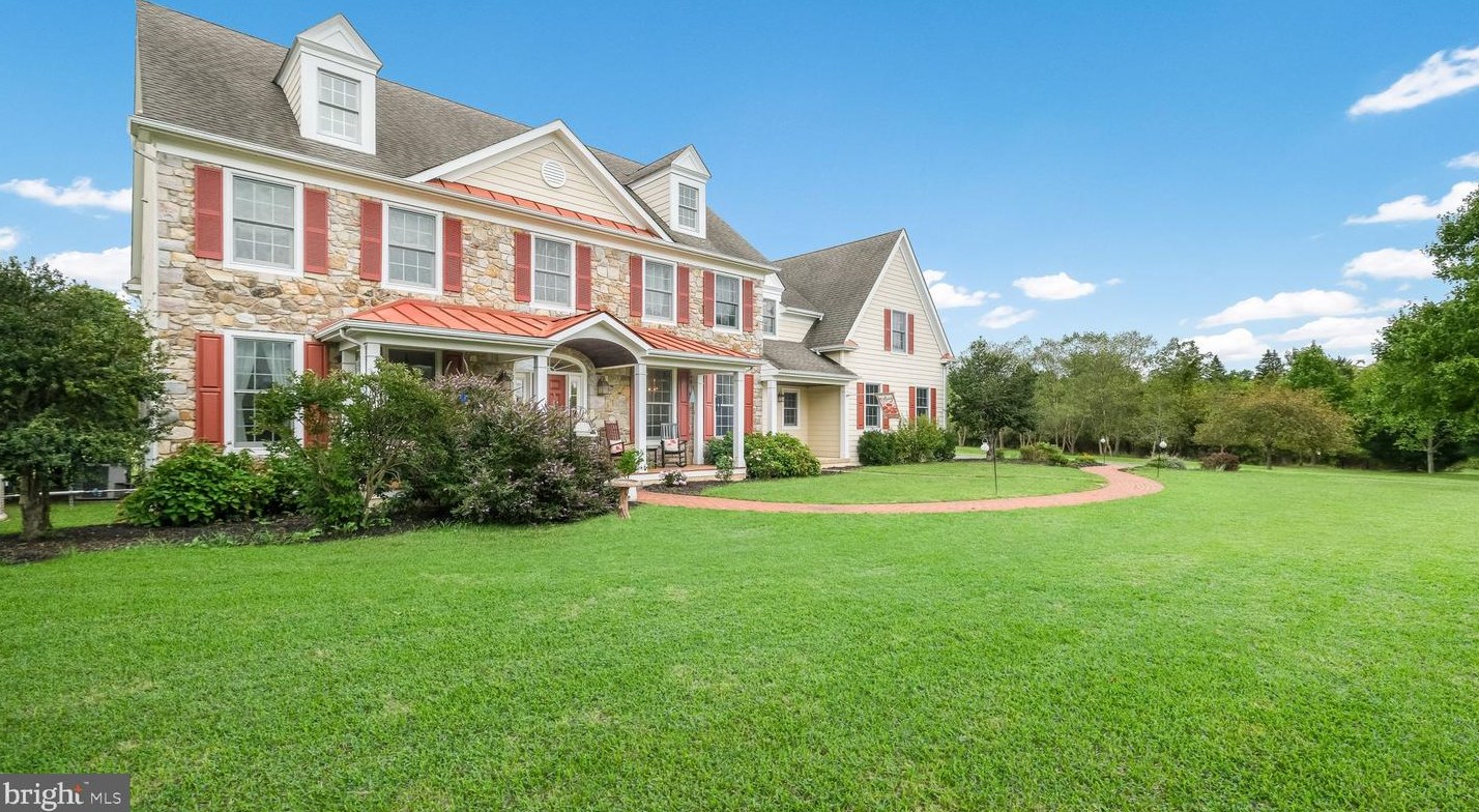 4602 Smith Rd, Furlong, PA 18925