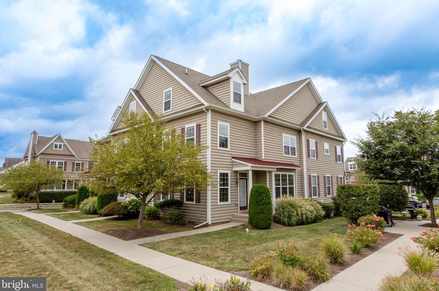 323 Katie Ln, Perkasie, PA 18944
