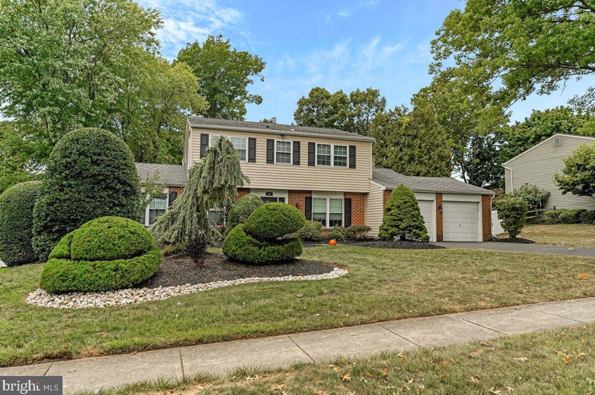 40 Toll Dr, Southampton, PA 18966