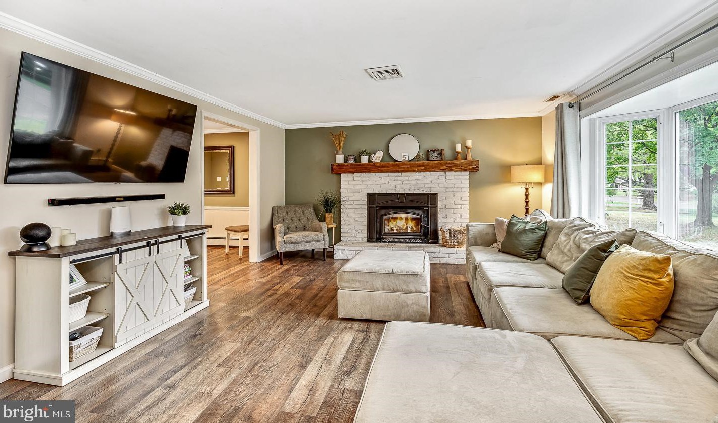 4827 Kings Rd, Gardenville, PA 18902