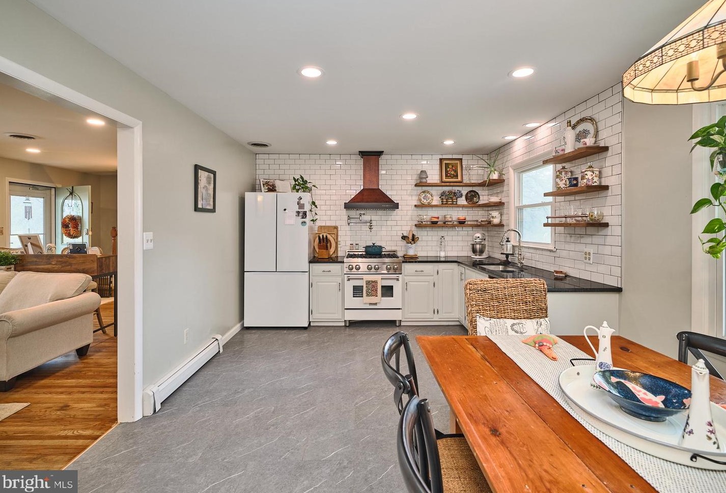 2018 Mill Rd, Perkasie, PA 18944