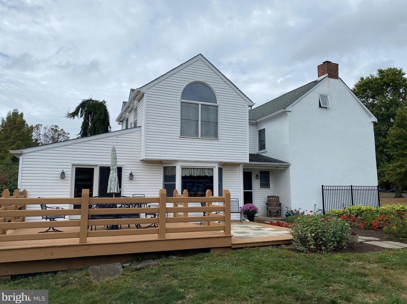 1113 Callowhill Rd, Perkasie, PA 18944-3318
