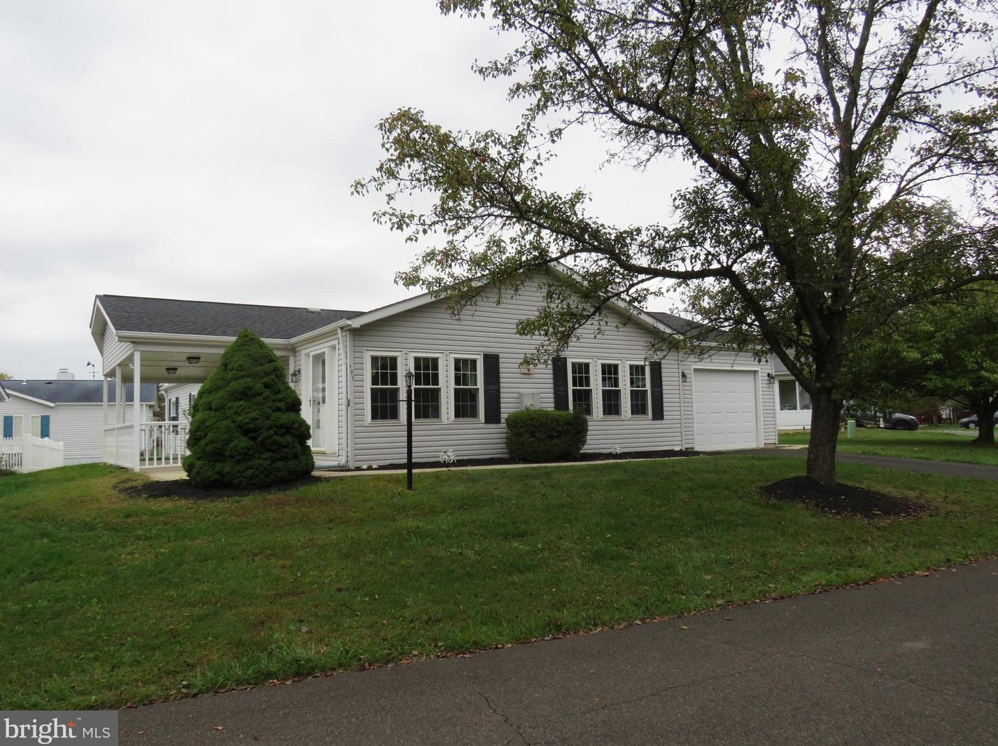 171 Grouse Cir, New Hope, PA 18938