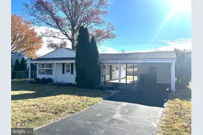 11 Vineyard Road, Levittown, PA 19057 - Photo 1