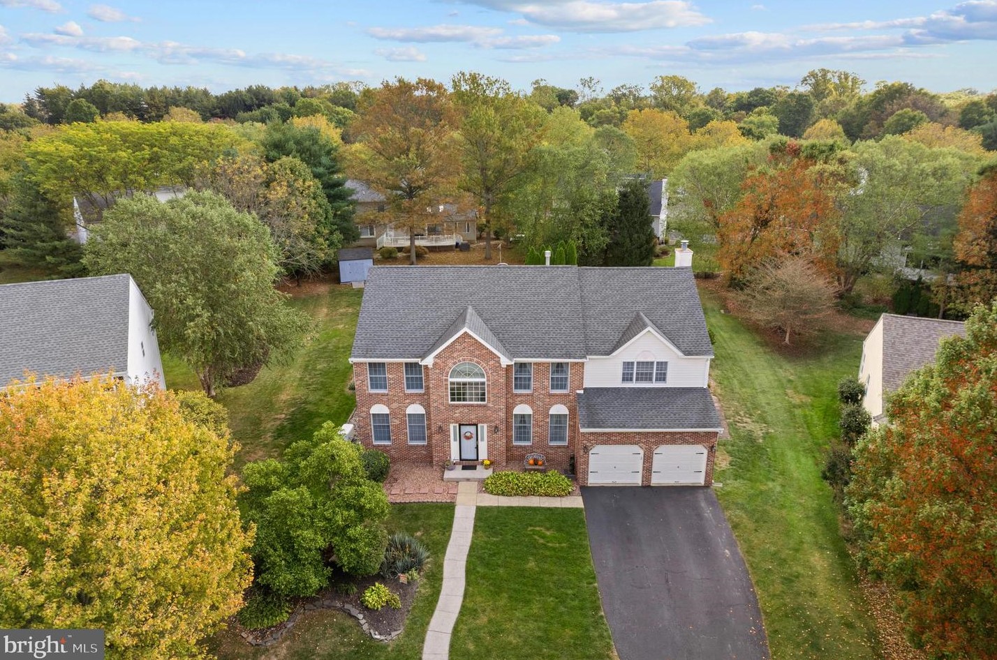 286 Fox Hound Dr, Gardenville, PA 18901