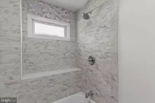 446 Pond St, Bristol, PA 19007 - Photo 24