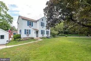 343 E Dark Hollow Rd, Pipersville, PA 18947 - Photo 4